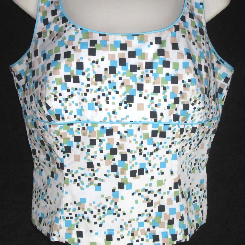 LOUIS FERAUD top Scoop Neck Fitted Empire Waist